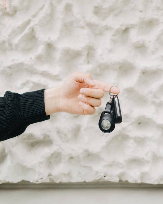 Apple AirTag Leather Keychain