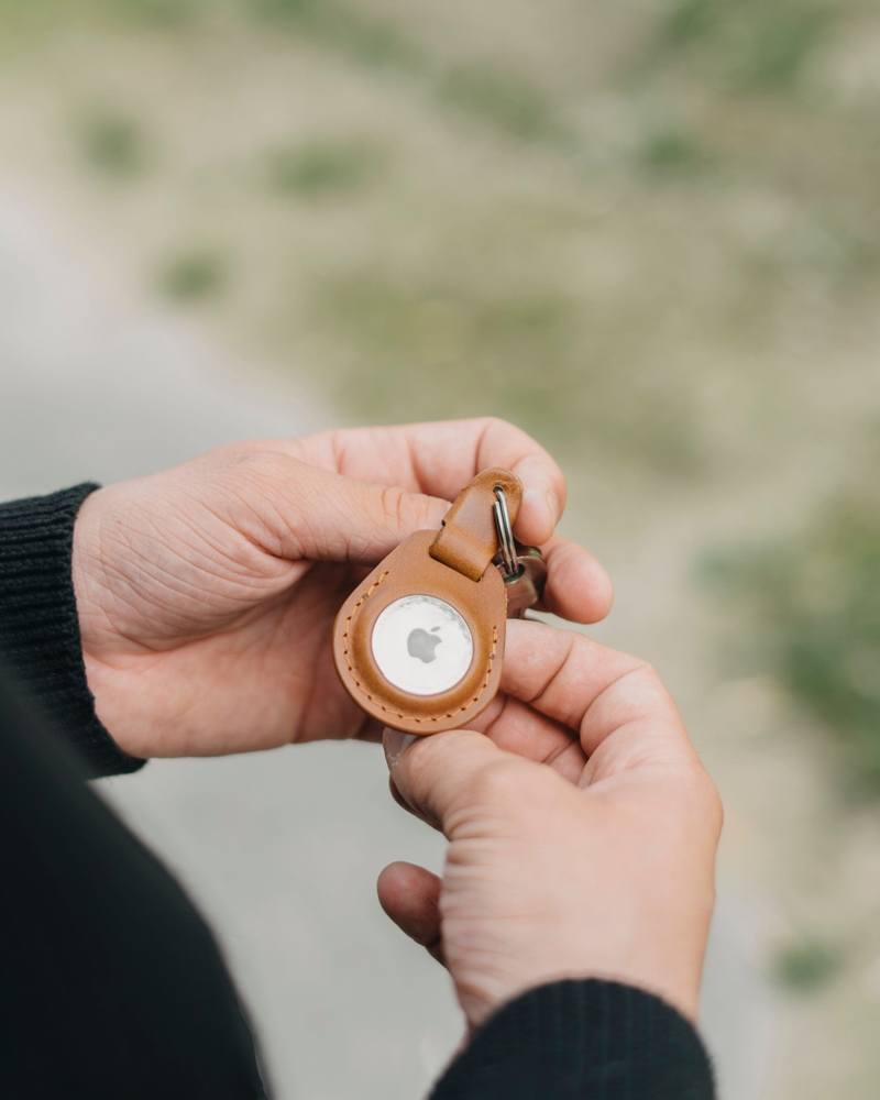 Apple AirTag Leather Keychain