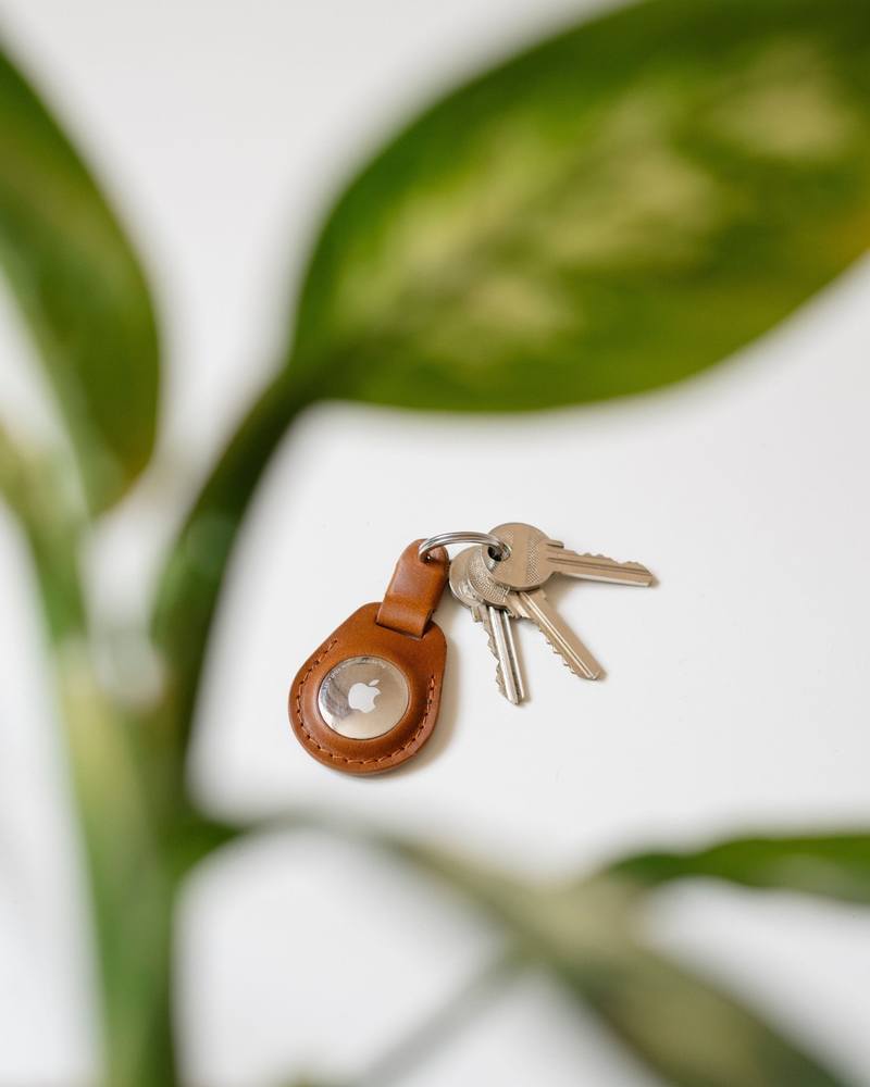 Apple AirTag Leather Keychain