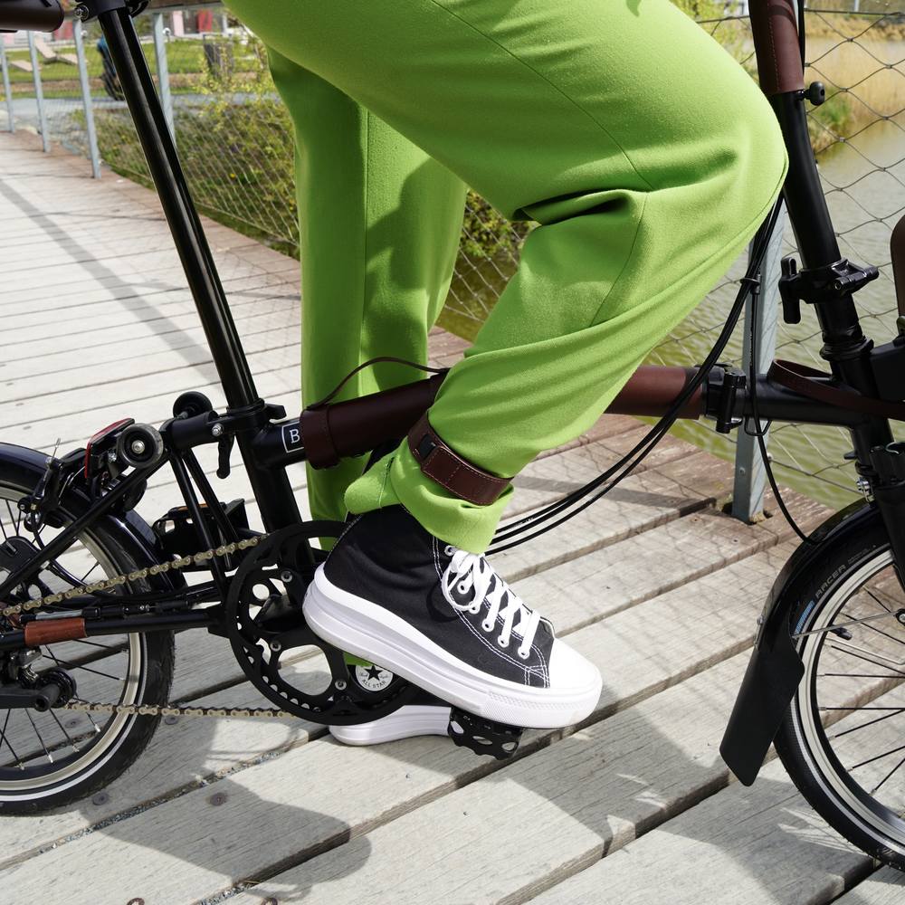 Brown 2 in 1strap for brompton bike and pants