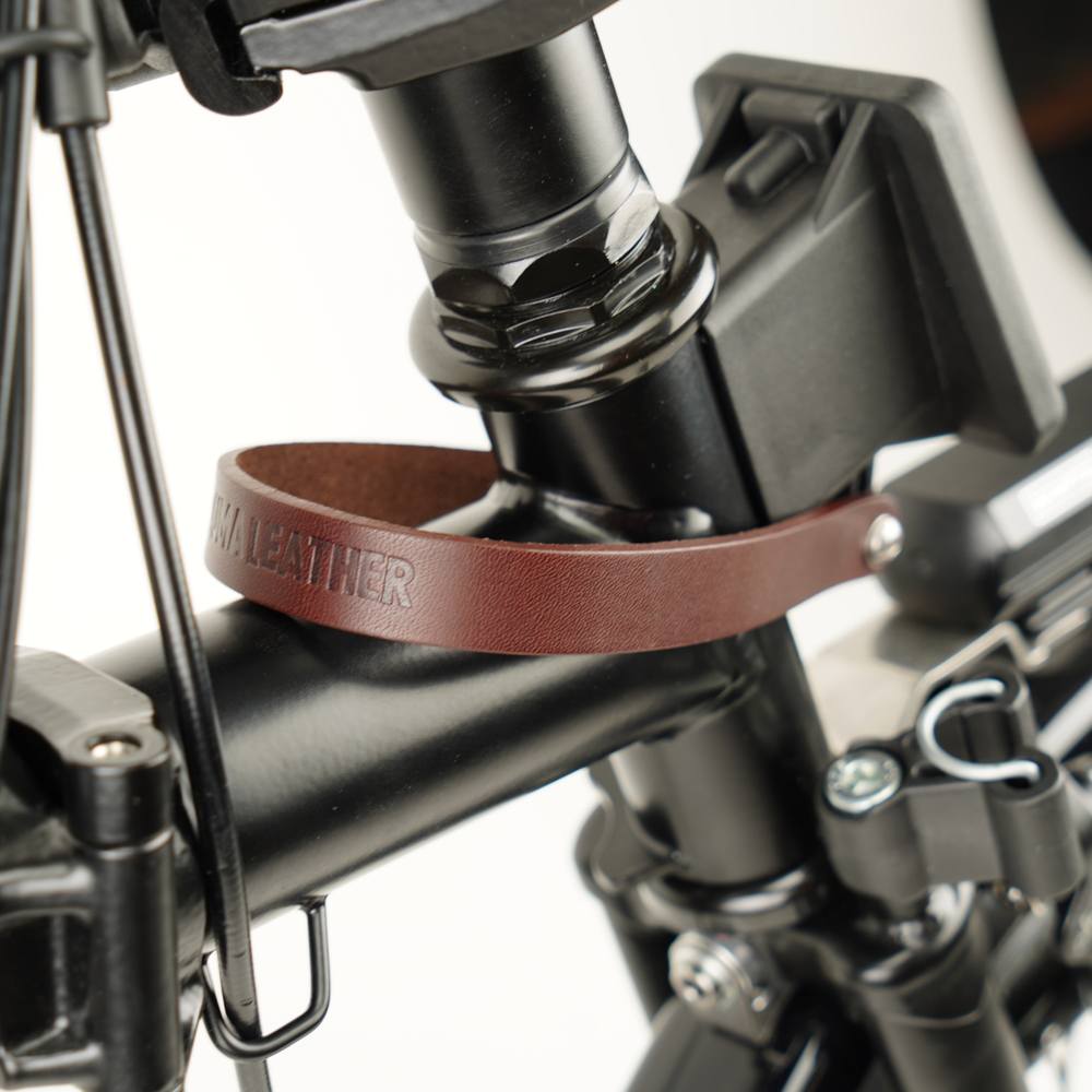 Brown Leather Front Carrier Block Strap for Brompton - Brompton - Souma Leather front view