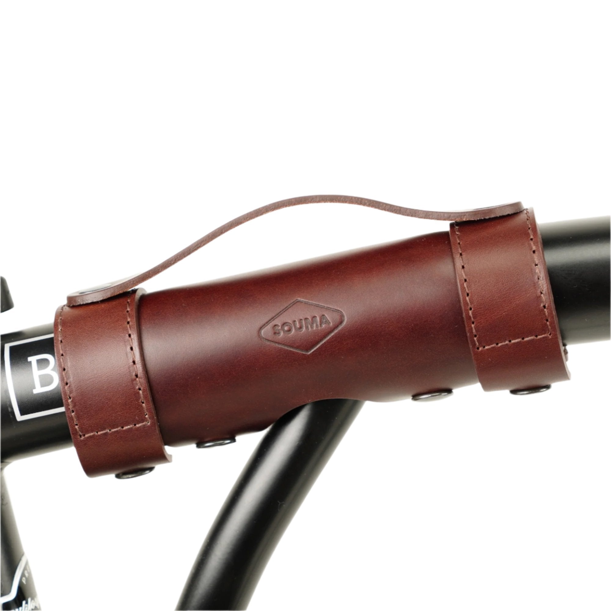 Leather Brompton Carry Handle, close-up brown