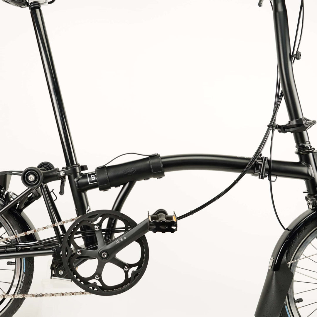 Black Leather Brompton Carry Handle - Brompton accessories - Souma Leather - black brompton