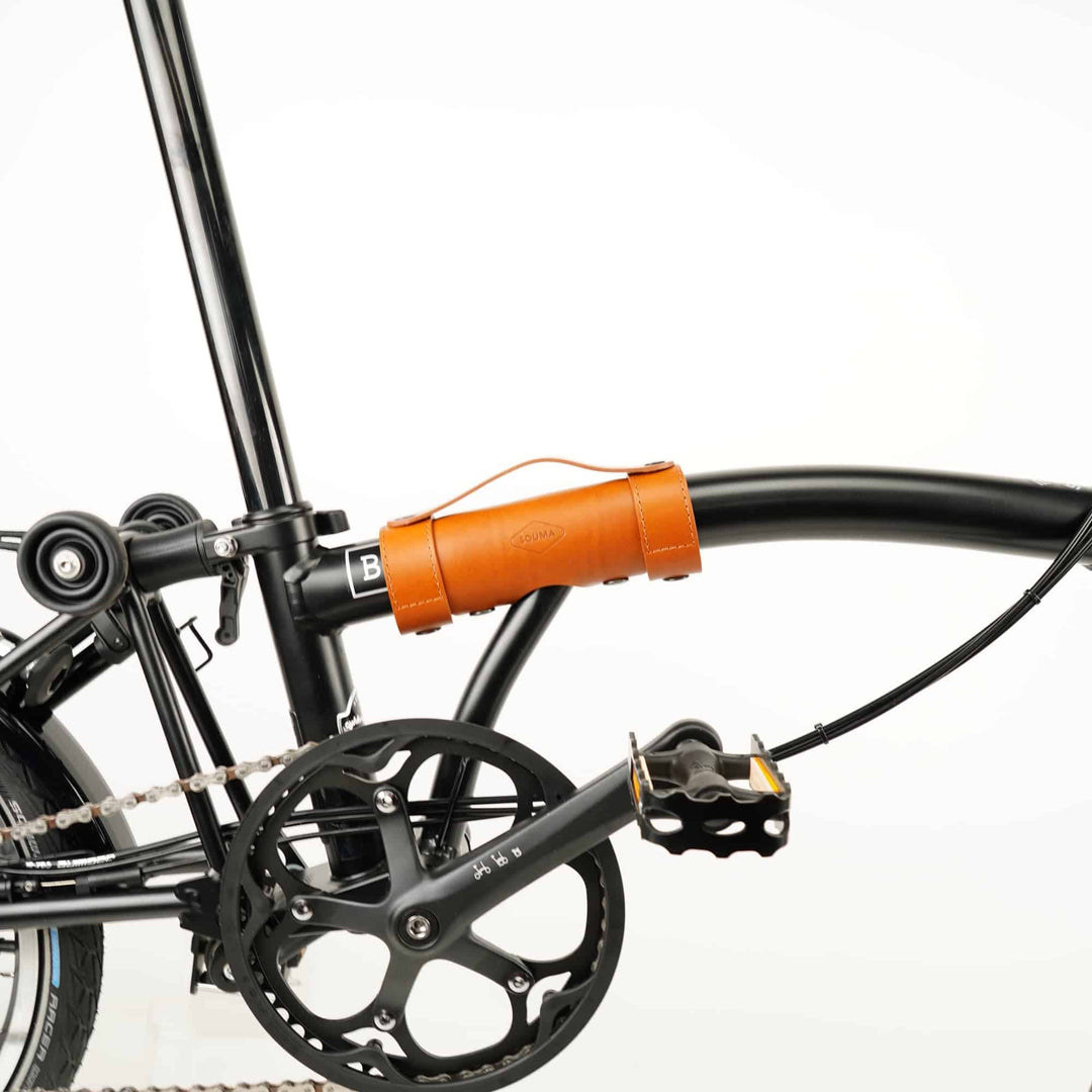 Honey Leather Brompton Carry Handle on Brompton - Brompton accessories - Souma Leather