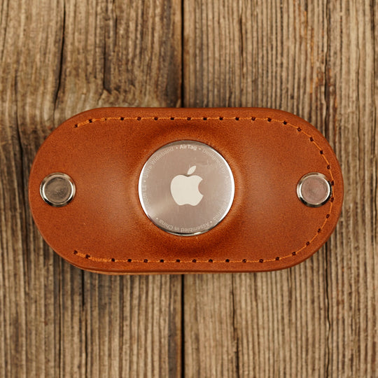 Apple AirTag key organizer Honey keys inside, airtag detail