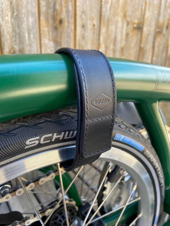 Black Leather Brompton wheel frame strap and trousers strap 2in1 - Brompton accessories - Souma Leather - side view