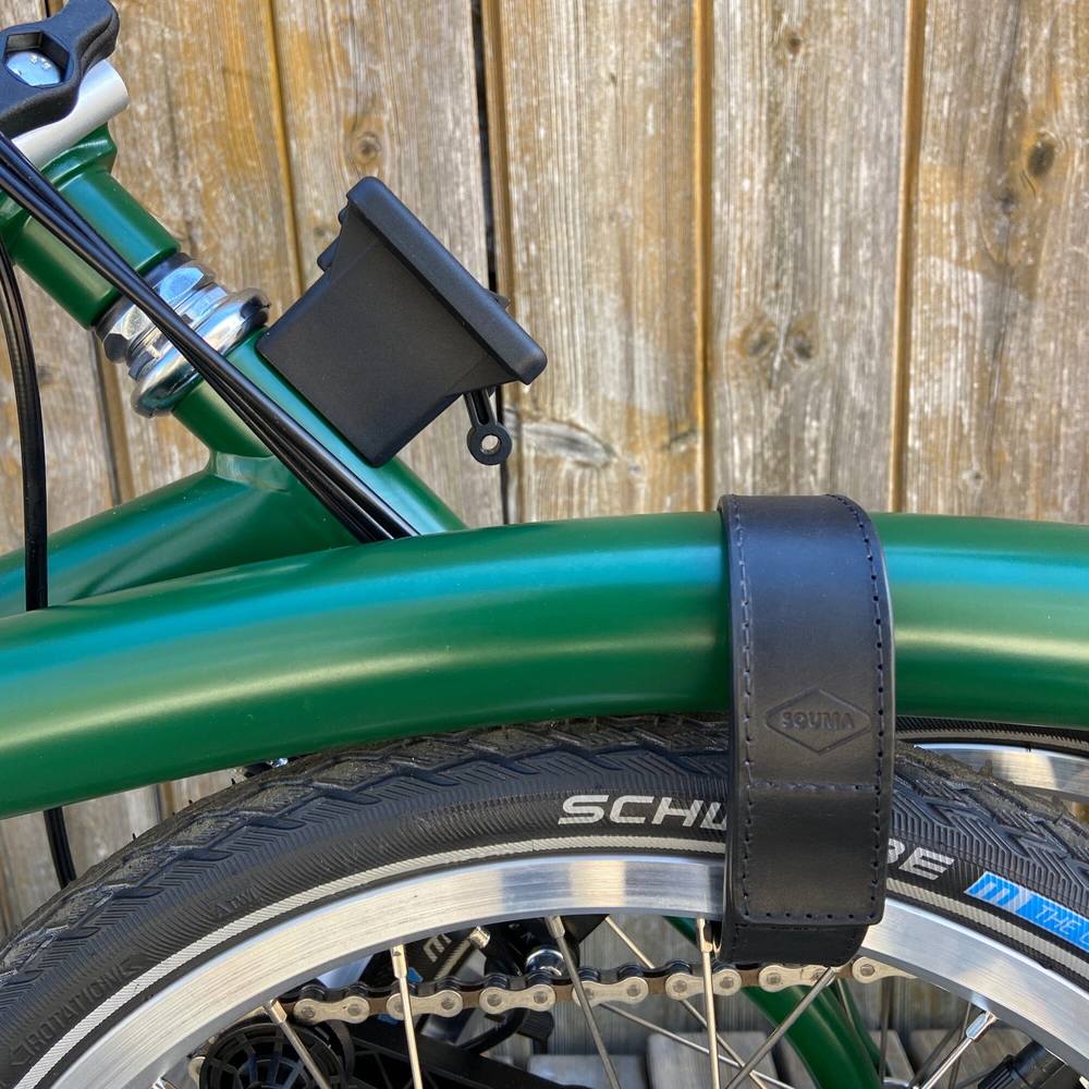 Black Leather Brompton wheel frame strap and trousers strap 2in1 - Brompton accessories - Souma Leather 