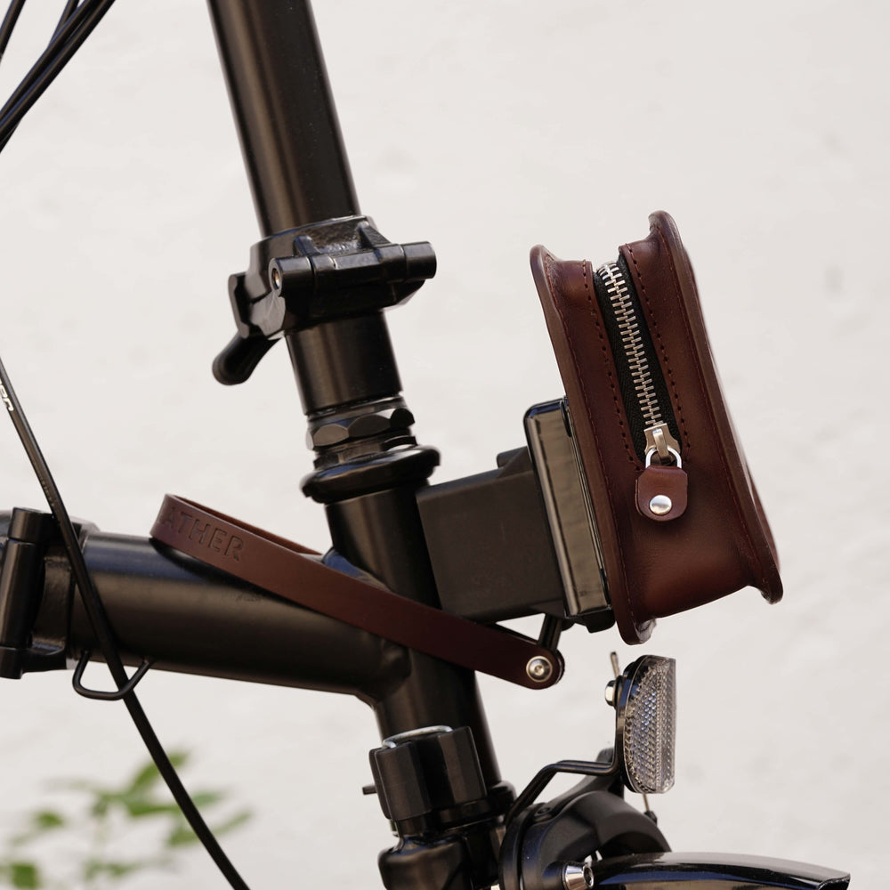 front Brompton pouch side view