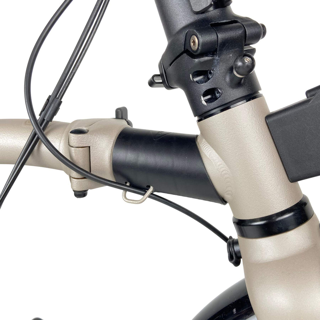 front frame protector for Brompton G line
in black