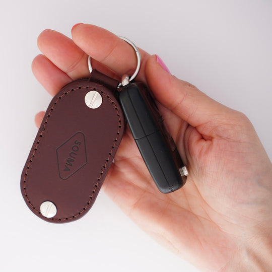 Apple AirTag Leather Key Organizer - Smart Key Storage with Airtag Pocket