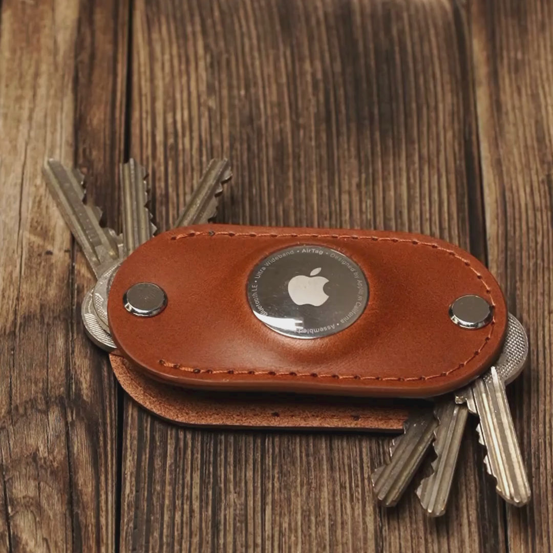 Apple AirTag key organizer presentation video