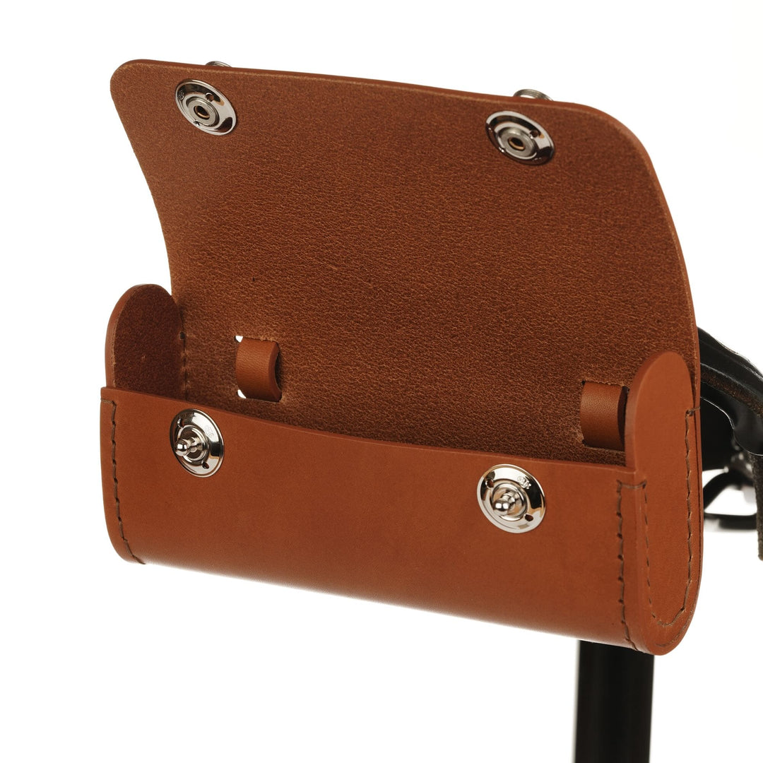 traditional saddle bag honey silver hardware normal open