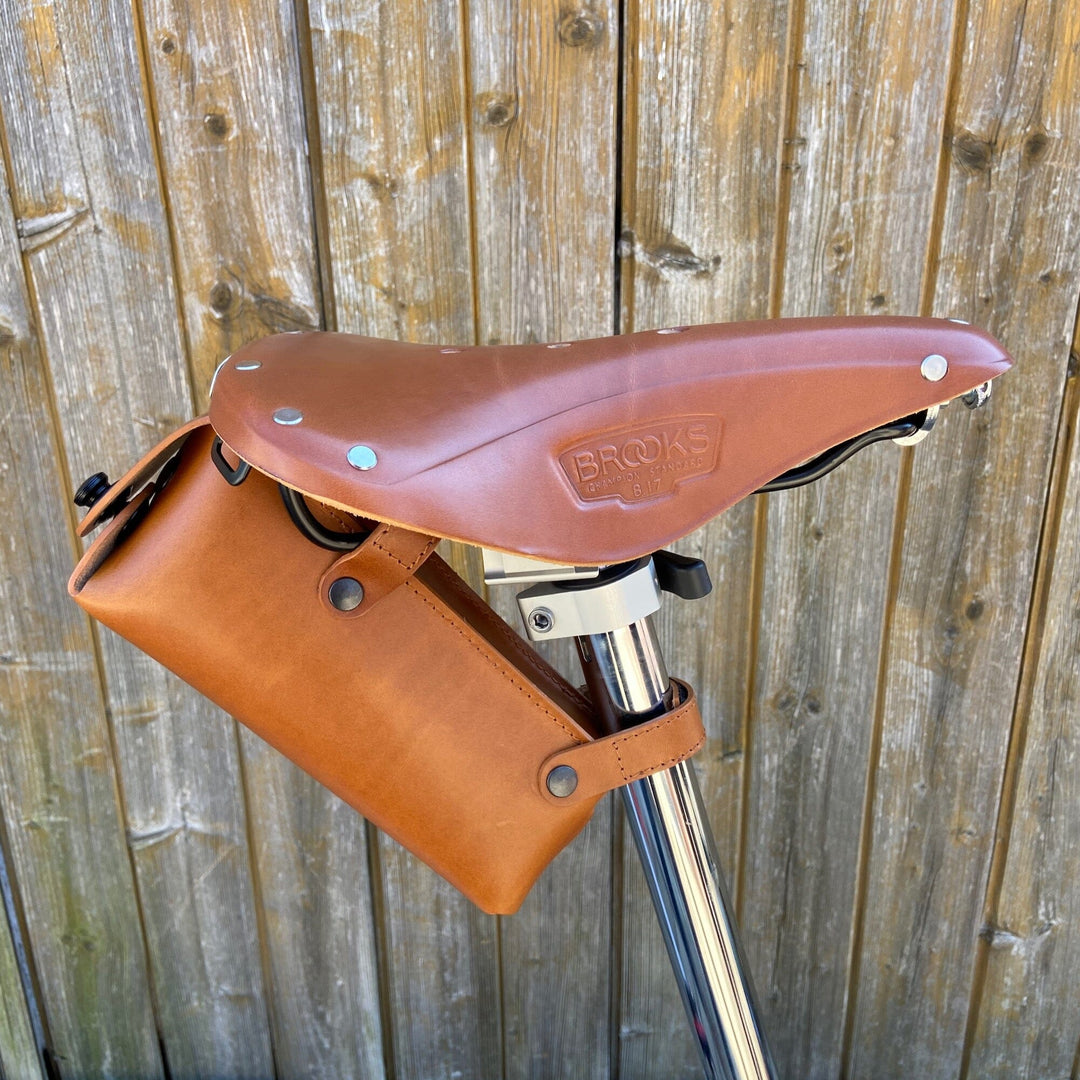 Leather Saddle Bag for Bicycles and Brompton bicycle Souma Leather 